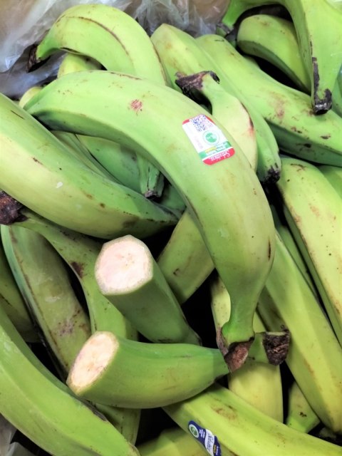 PLANTANY WARZYWNE BANANY ŚWIEŻE 1KG